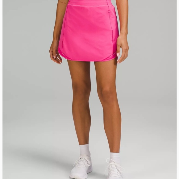 lululemon athletica Dresses & Skirts - Hotty Hot High-Rise Skirt